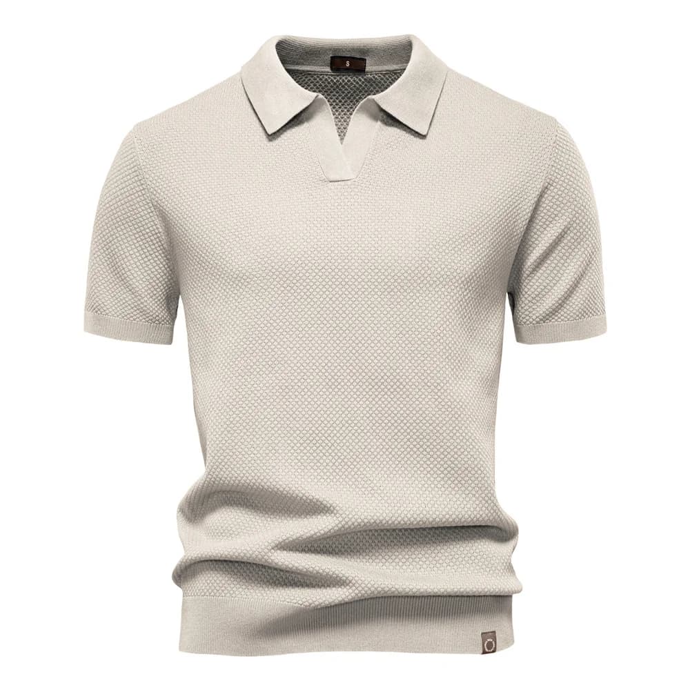 Camisa Polo Masculina com Gola Aberta - Textura Minimalista