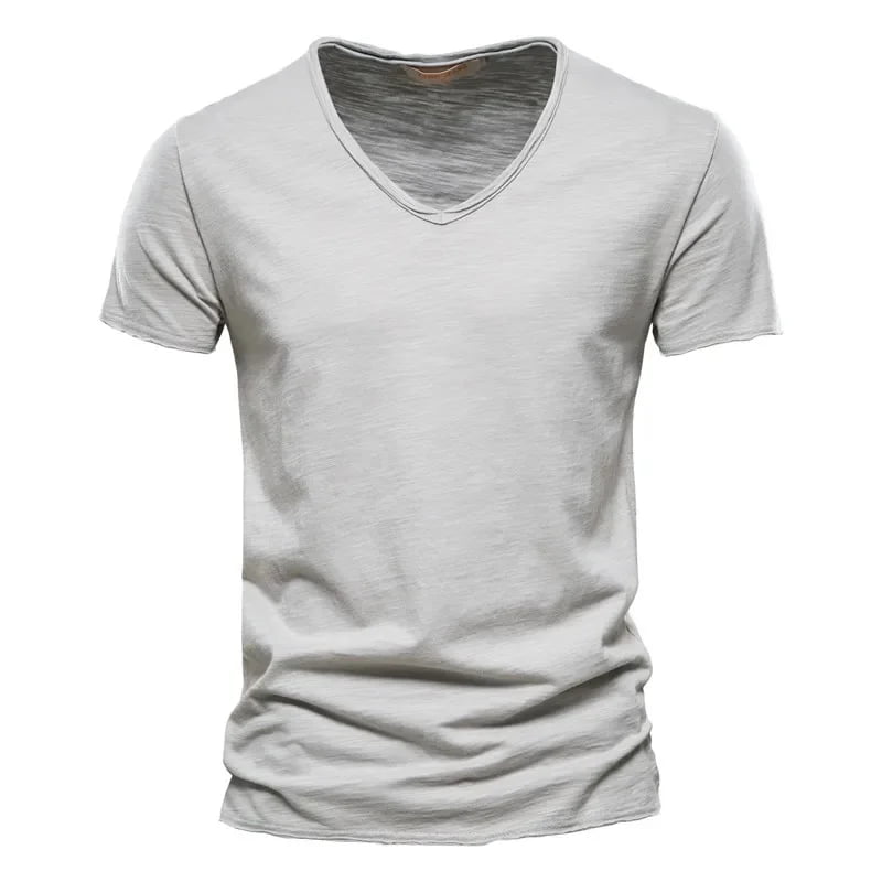 Camiseta masculina manga curta cinza, gola V slim em algodão – estilo casual