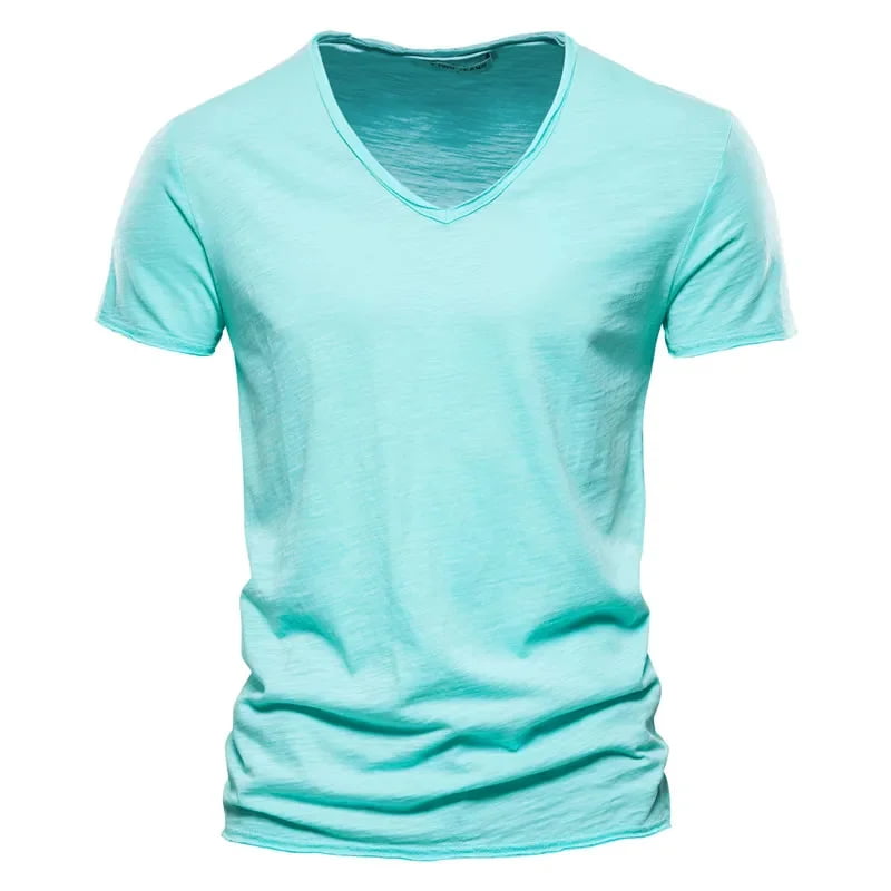 Camiseta masculina manga curta verde claro, gola V slim em algodão – estilo casual