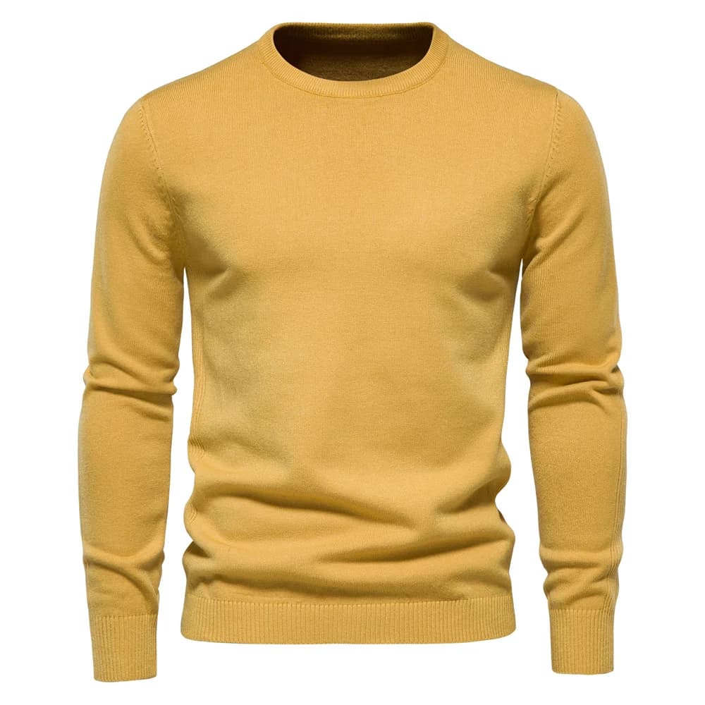 Pulôver masculino amarelo de tricô com gola redonda