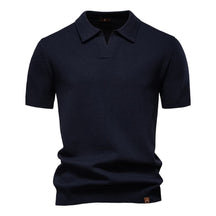 Camisa Polo Masculina com Gola Aberta - Textura Minimalista