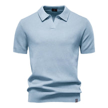 Camisa Polo Masculina com Gola Aberta - Textura Minimalista