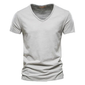 Camiseta masculina manga curta cinza, gola V slim em algodão – estilo casual