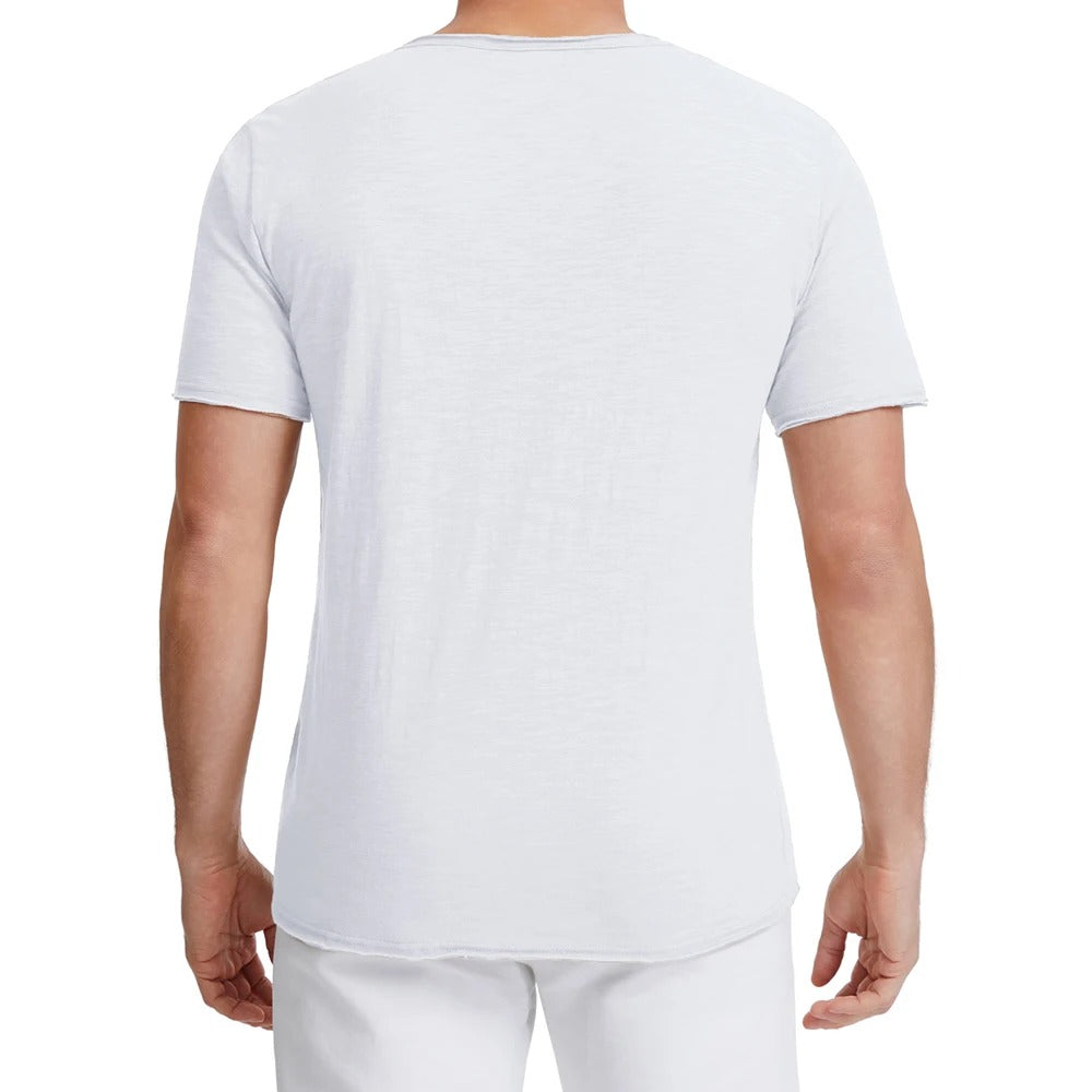 Camiseta Masculina Gola V Slim Vila Velha