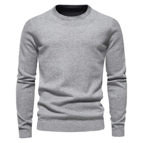 Pulôver masculino cinza claro de tricô com gola redonda