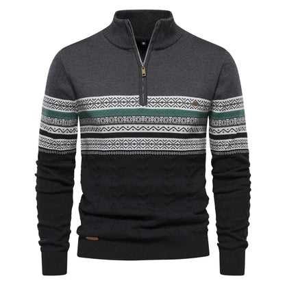 Suéter masculino com estampa nórdica, gola alta com zíper, nas cores cinza e preto com detalhes brancos.